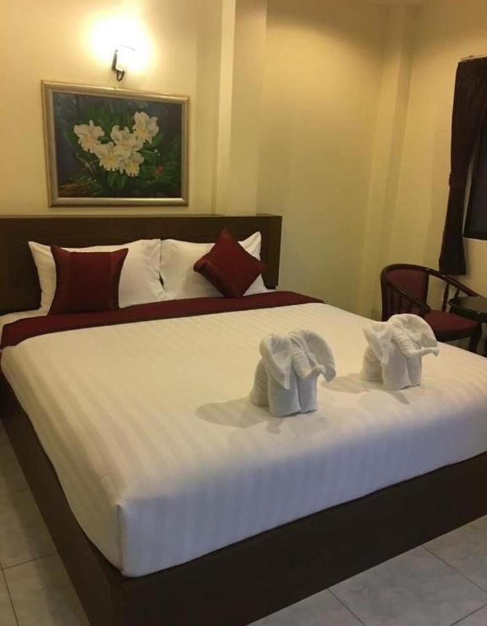 Db Residence Patong Eksteriør billede