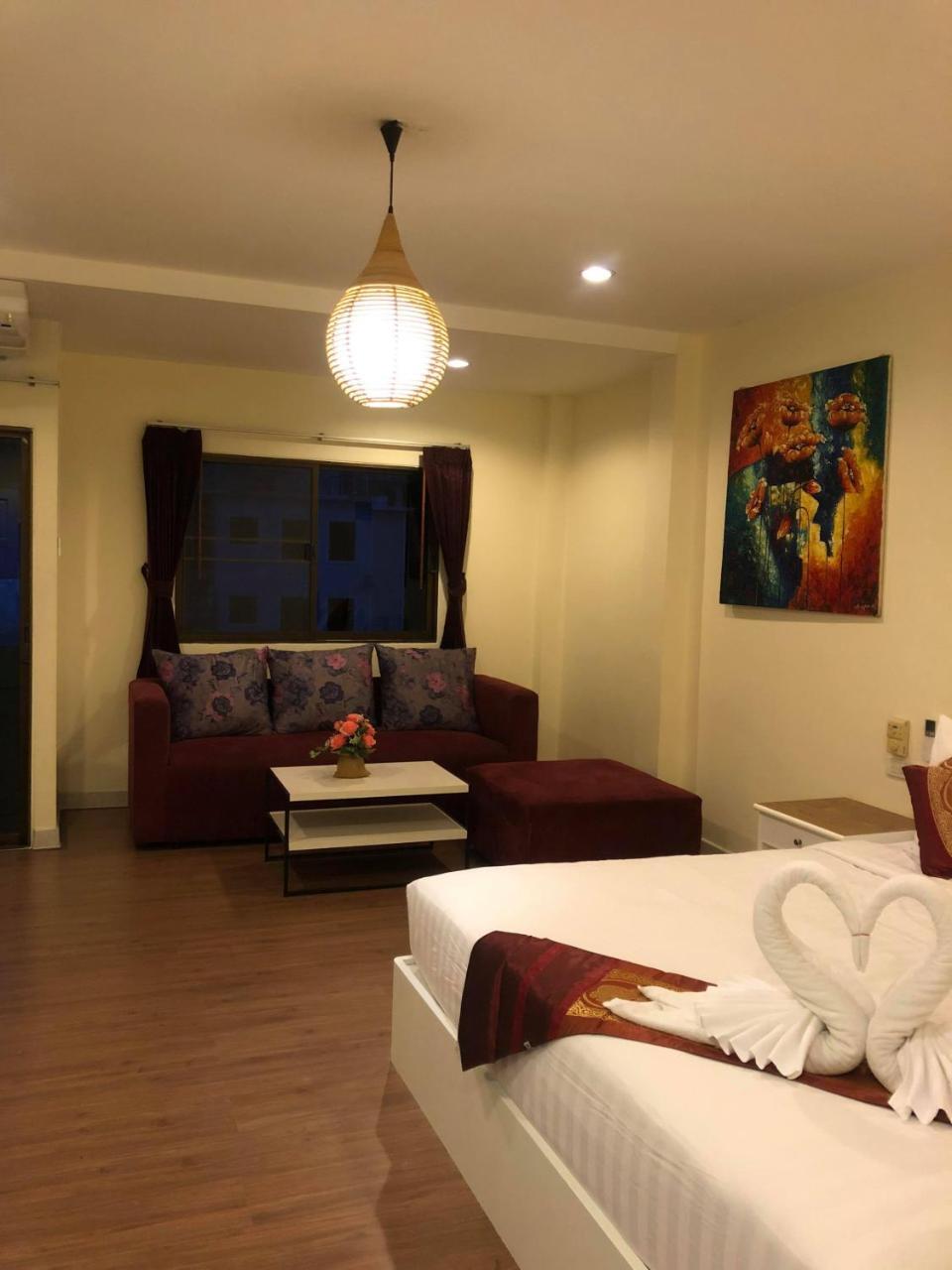 Db Residence Patong Eksteriør billede