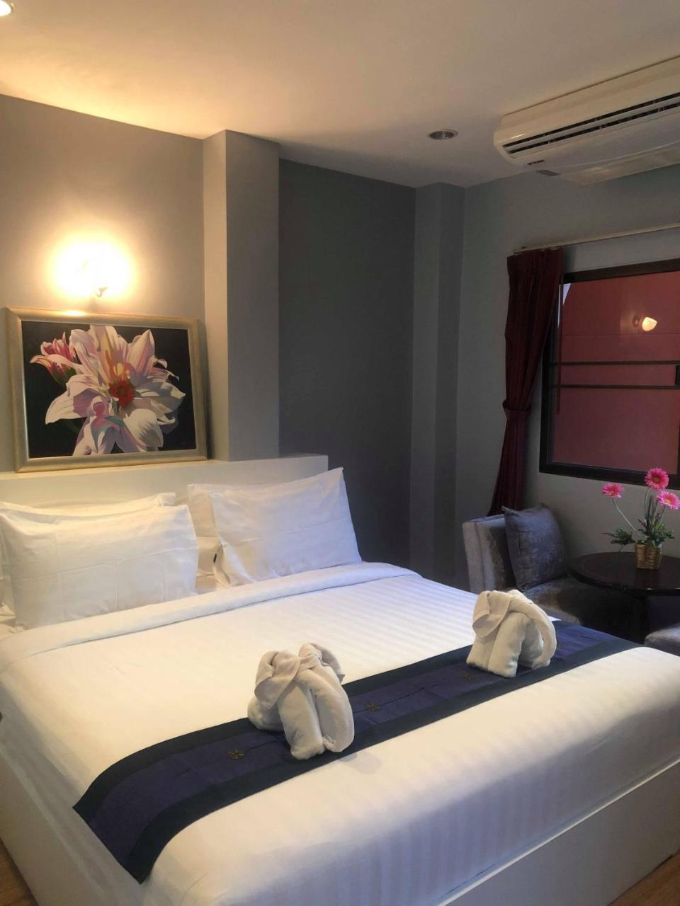 Db Residence Patong Eksteriør billede