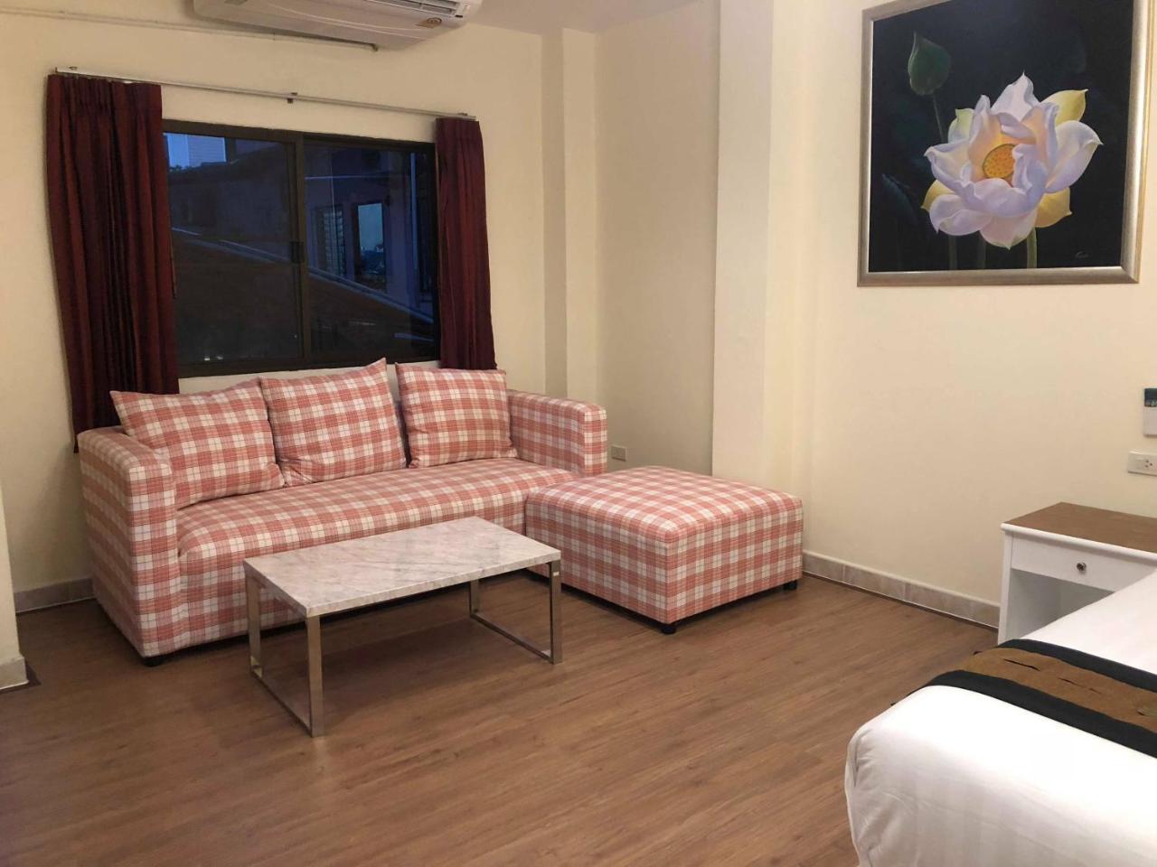 Db Residence Patong Eksteriør billede