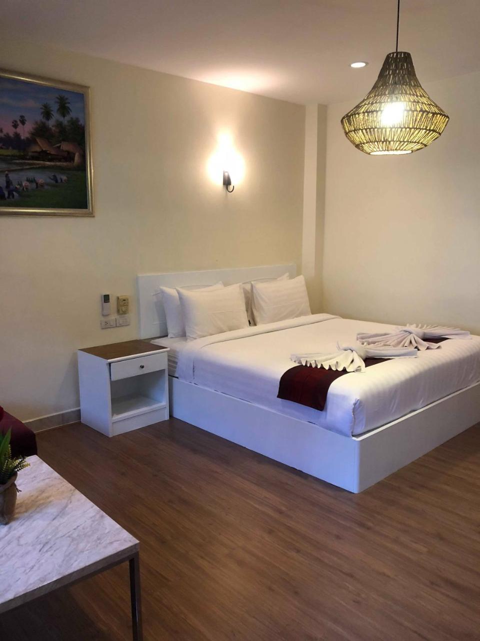 Db Residence Patong Eksteriør billede